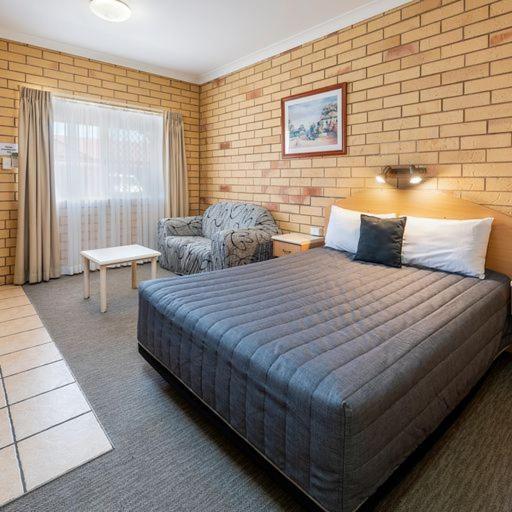 Roma Mid Town Motor Inn エクステリア 写真